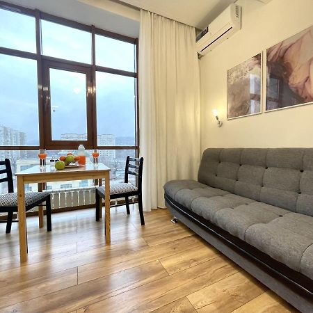 Апартаменты #3 Almaty Ngoại thất bức ảnh